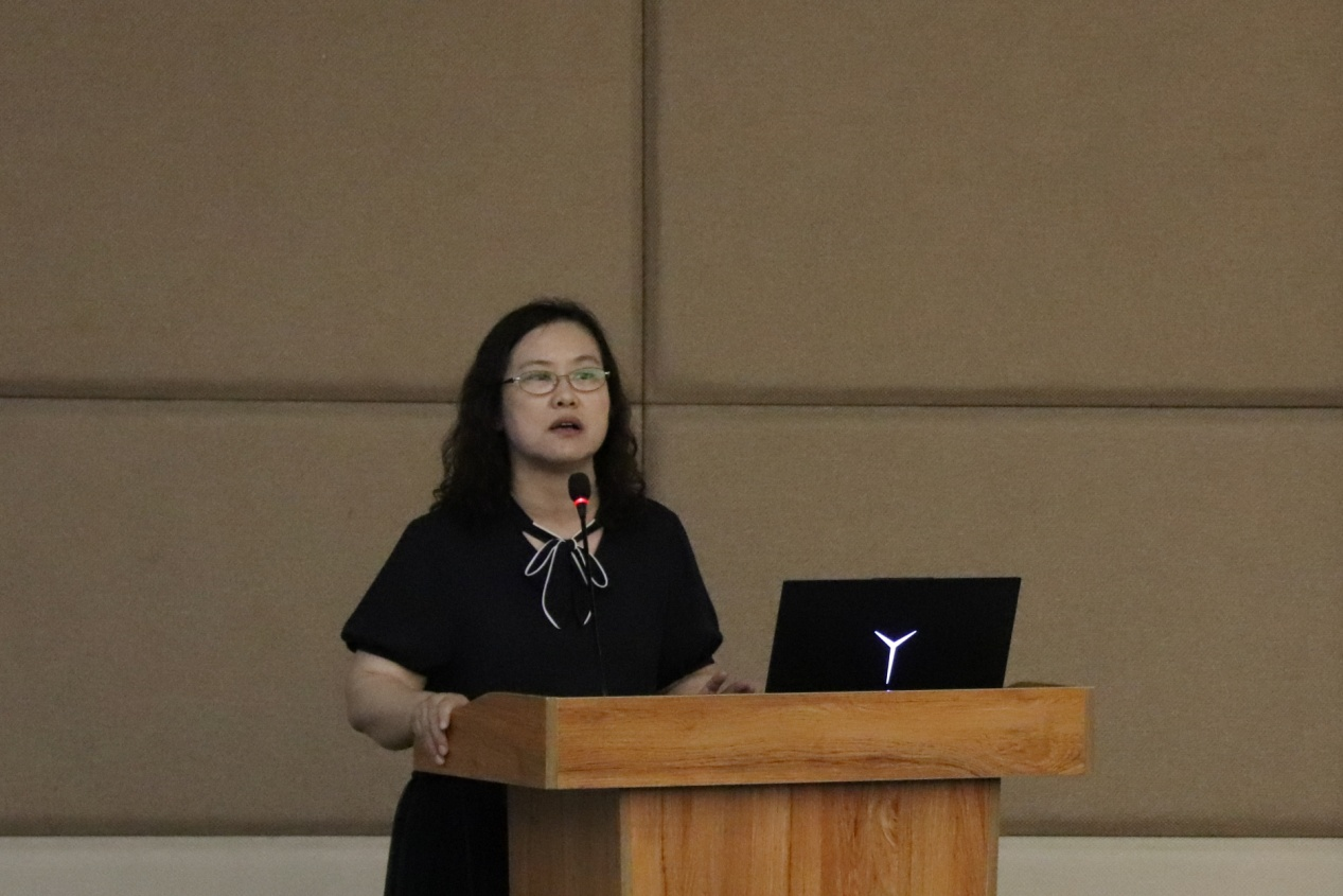 設(shè)備學院黨總支書記侯文淑講話