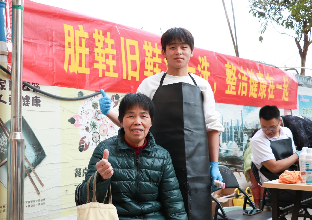 社區(qū)受服務(wù)群眾的肯定