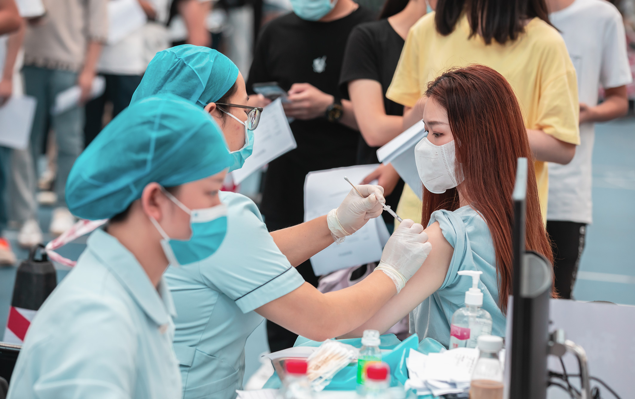 我校師生接種疫苗現(xiàn)場