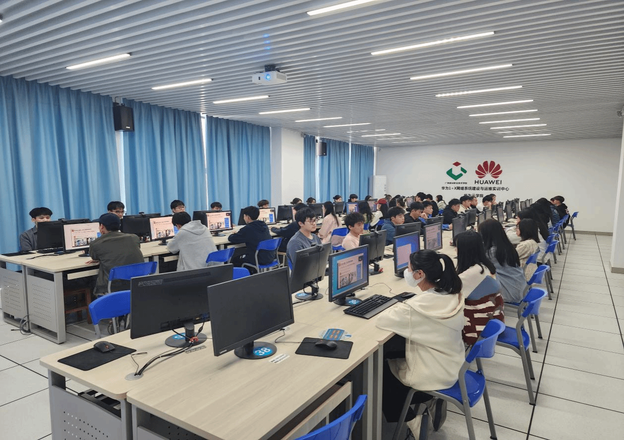 移動(dòng)2103班分會(huì)場