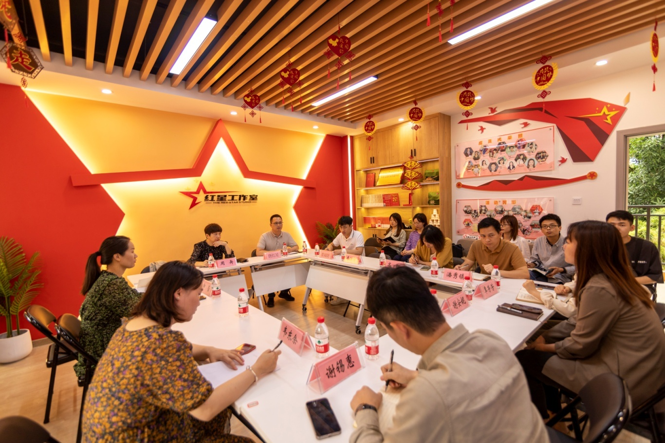 座談會(huì)現(xiàn)場(chǎng)